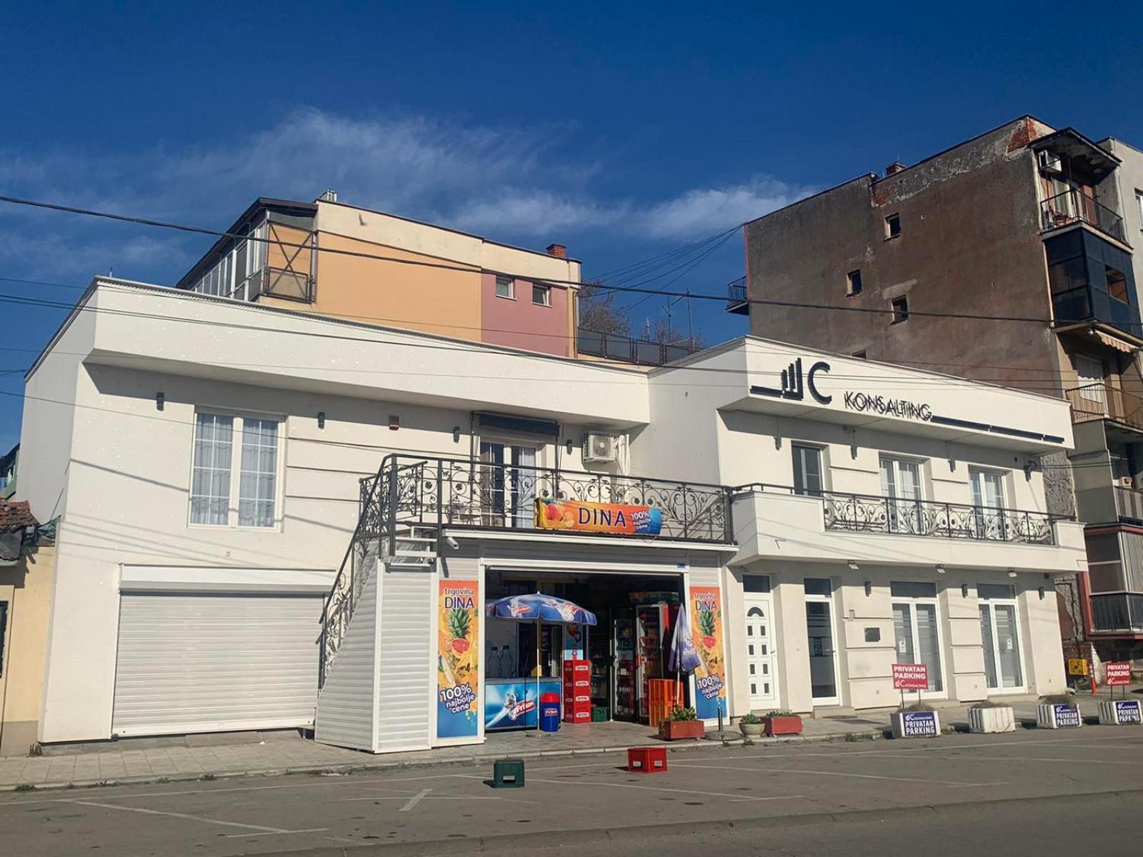 Dina Lux Apartman Jagodina Luaran gambar