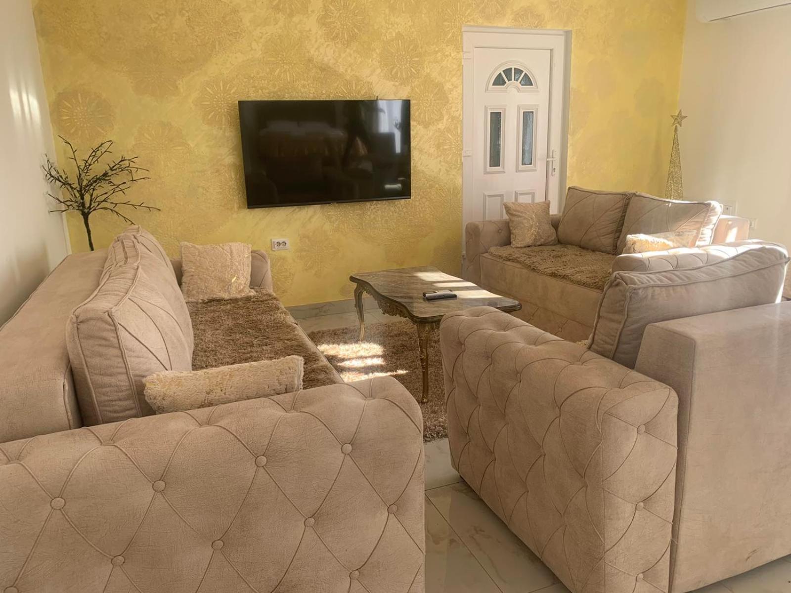 Dina Lux Apartman Jagodina Luaran gambar