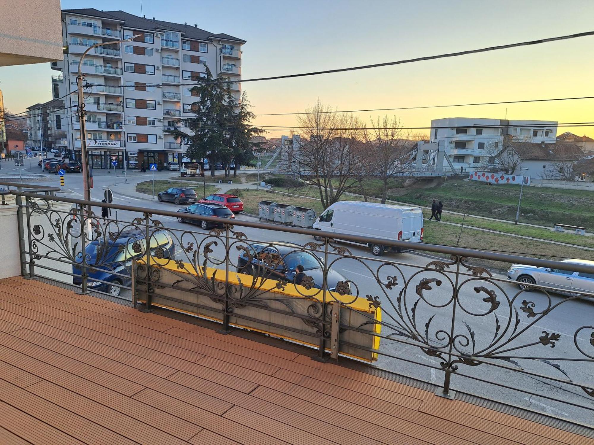 Dina Lux Apartman Jagodina Luaran gambar