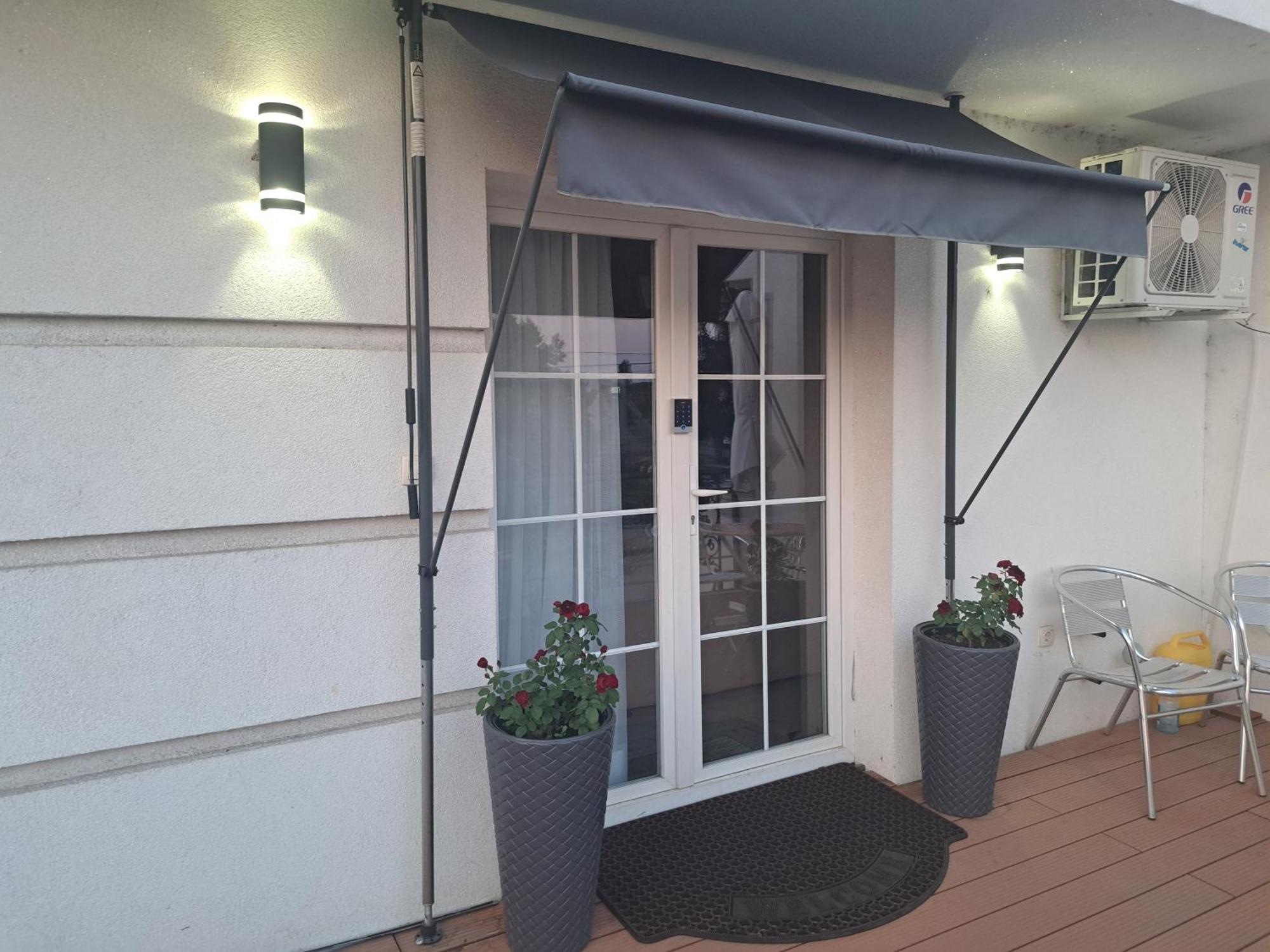 Dina Lux Apartman Jagodina Luaran gambar